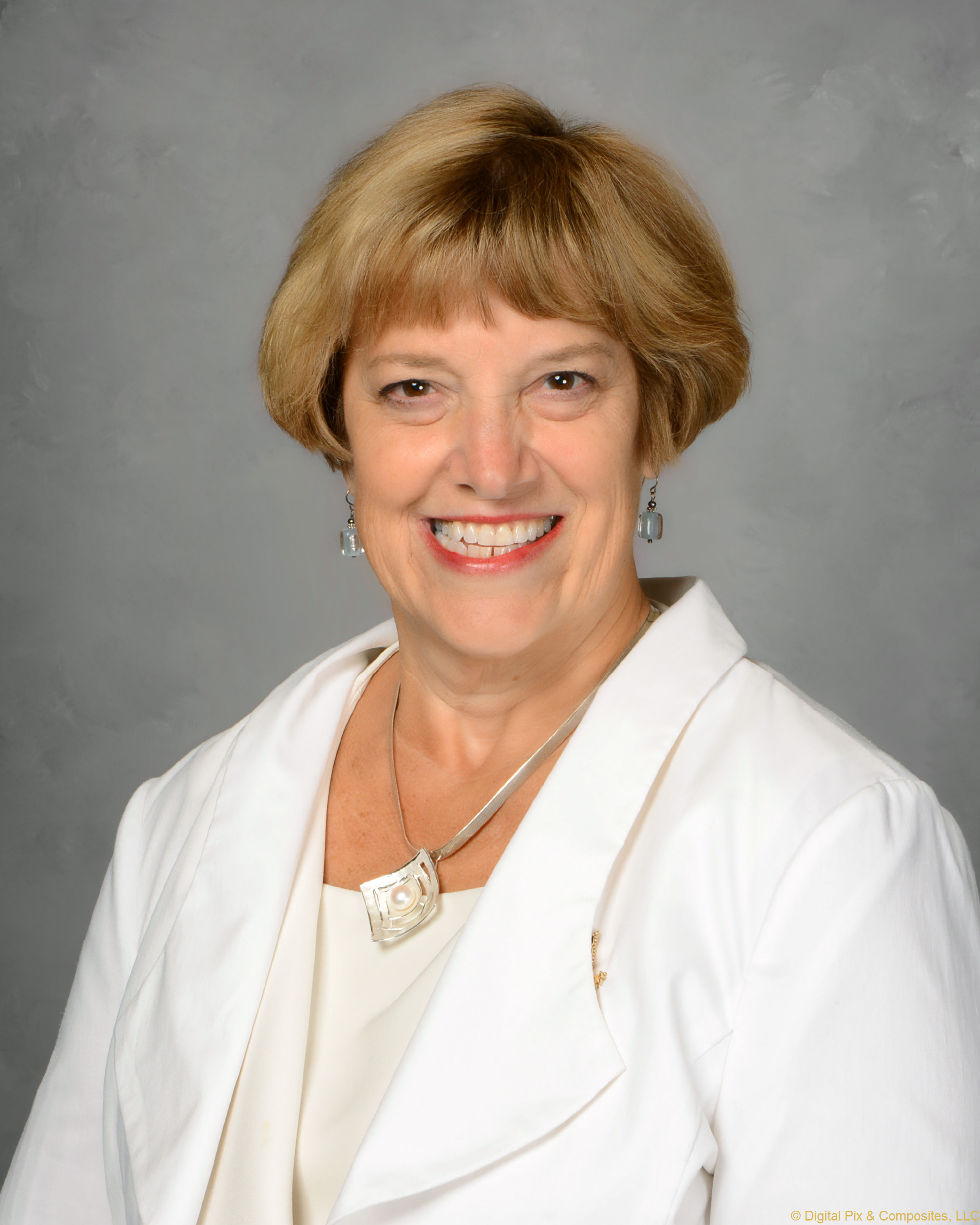 Susan Flowers headshot rcvd 4202026.JPG